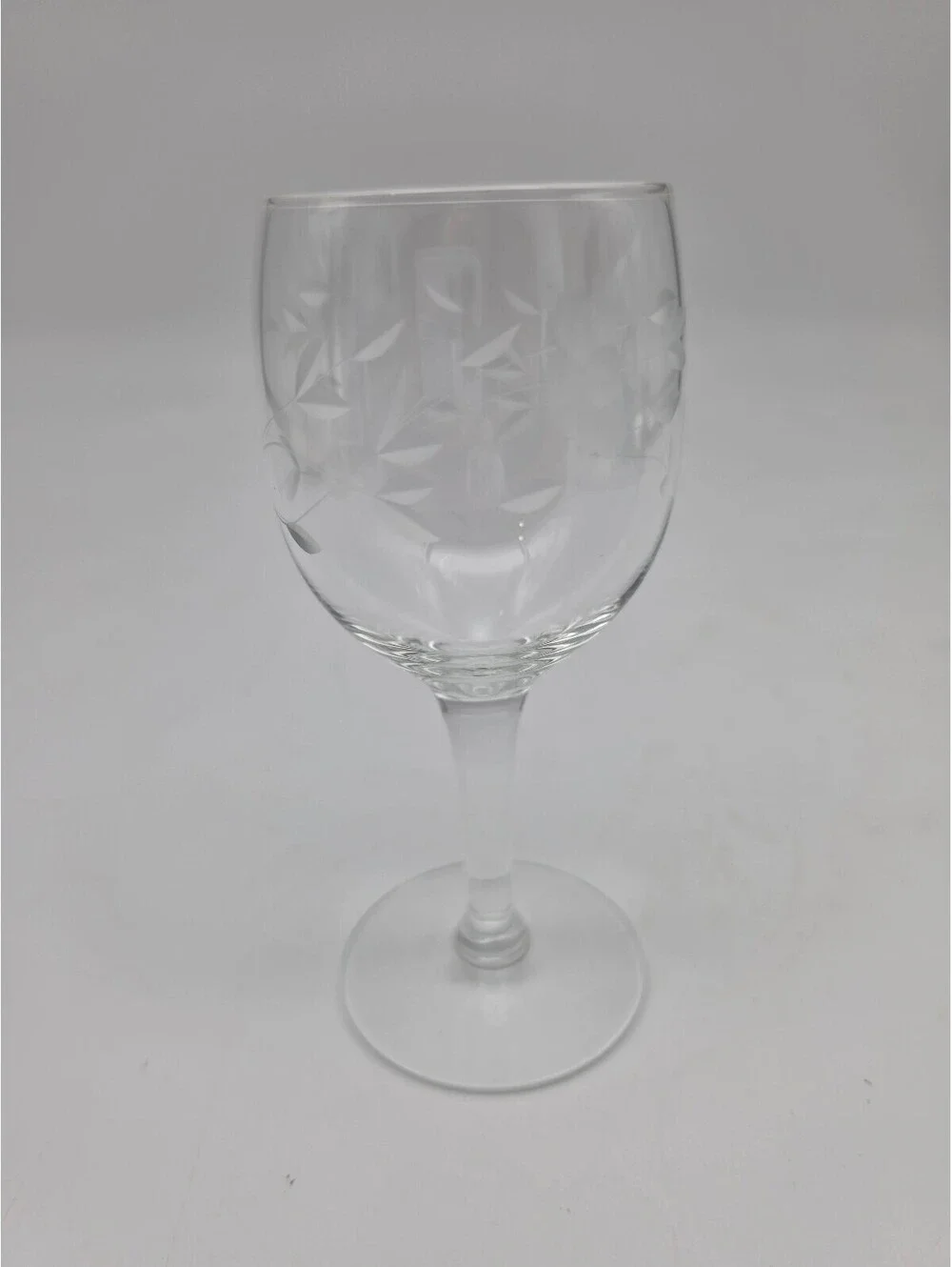 Set of 6 Princess House Clear Etched Red Wine Glasses with Leaf Pattern